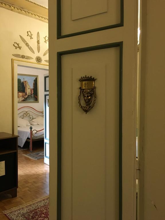 דולו Villa Ducale Hotel & Ristorante חדר תמונה